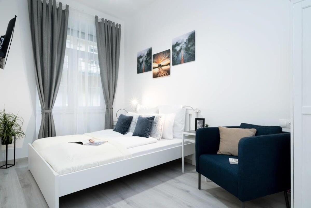 Апартаменты New At Exlusive Location